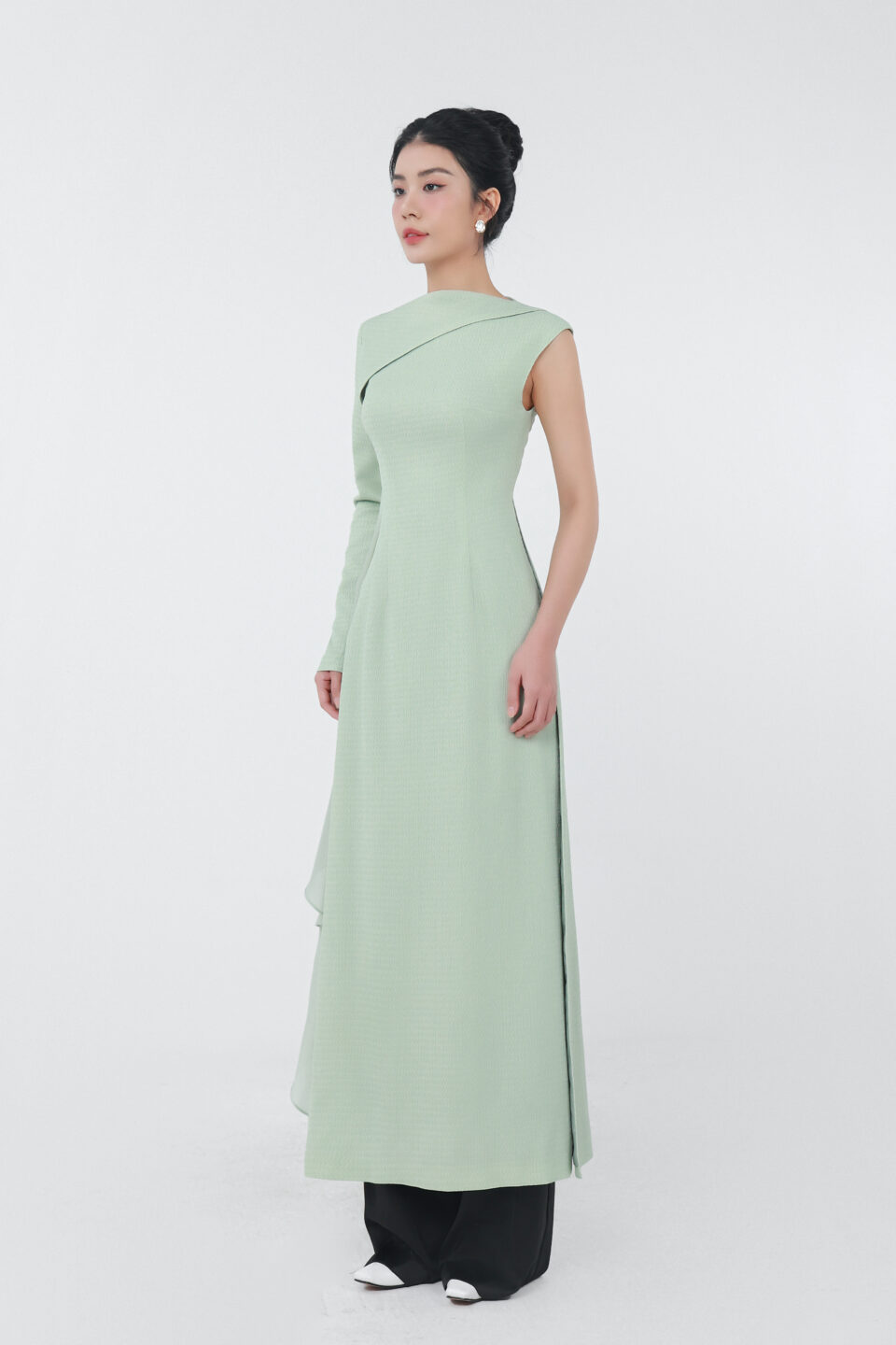 Mint Cascade Ao Dai 2